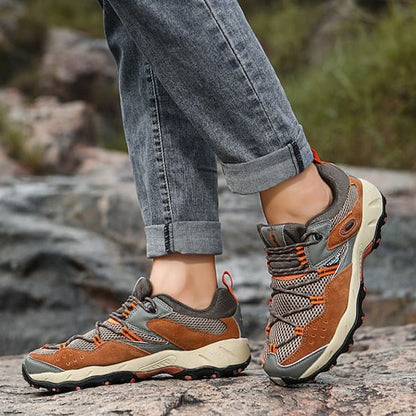 Alloro Hiking Shoes